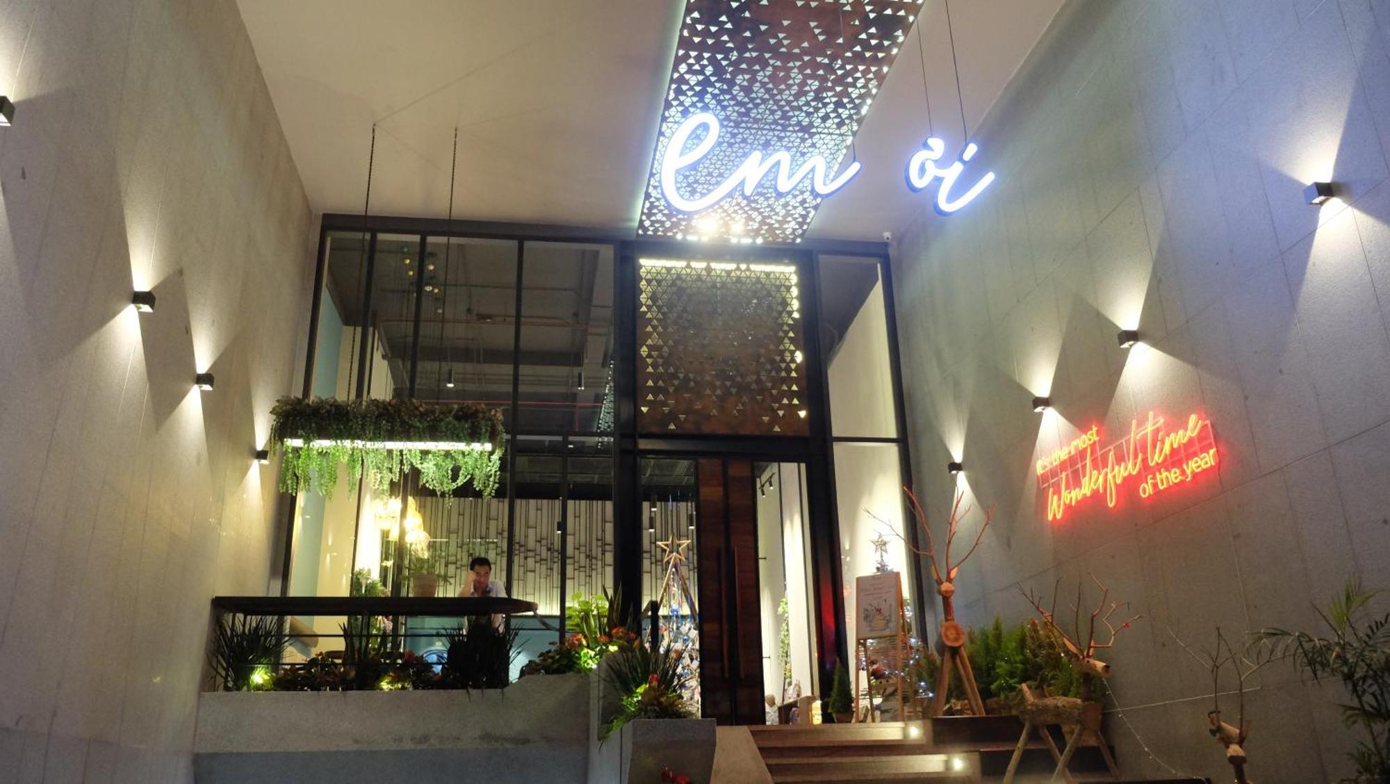 Em Oi Boutique Hotel Nha Trang Esterno foto